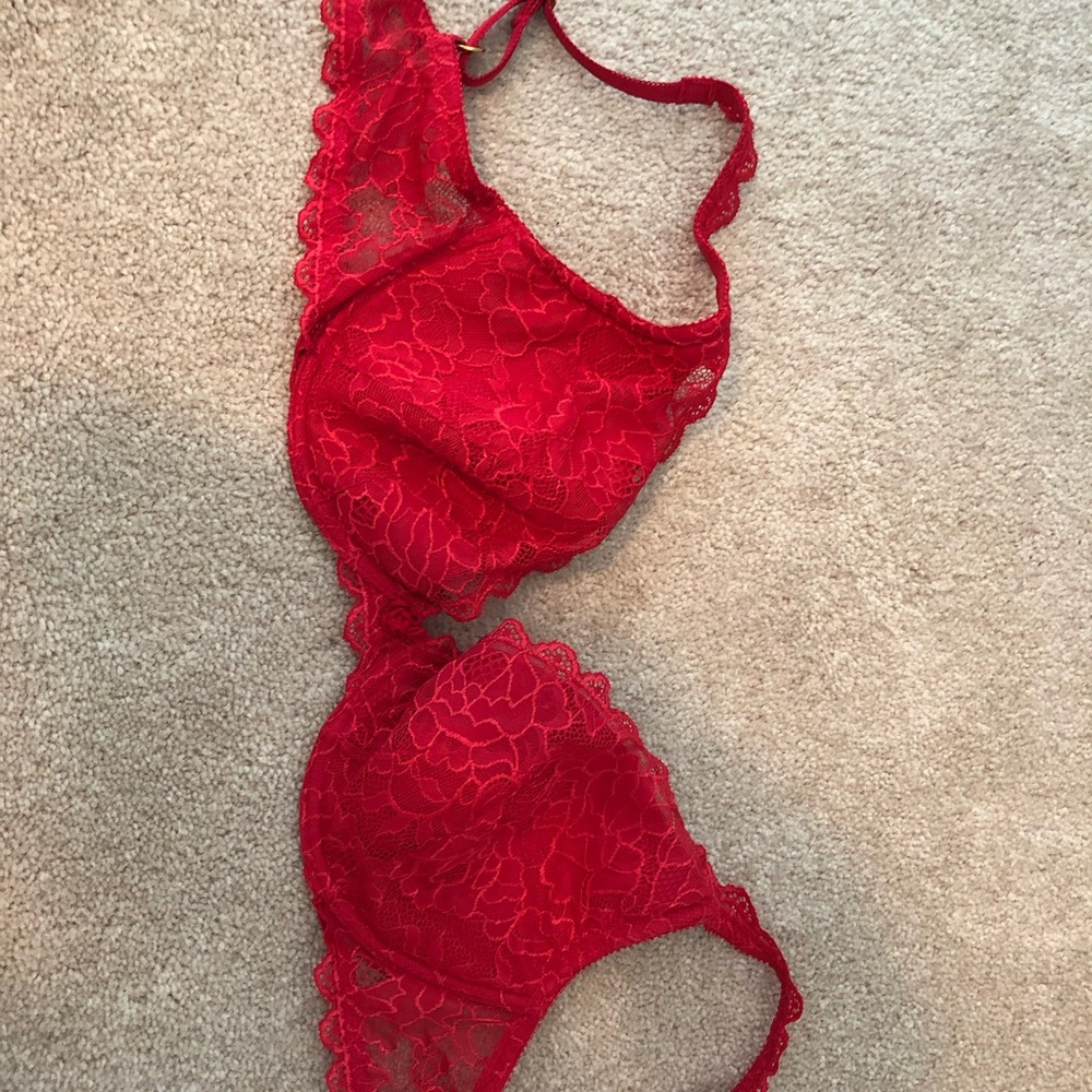Red lace bra